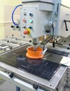 Glass cutting machine