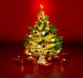 Gleaming christmas tree Royalty Free Stock Photo