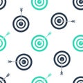 Green Target with arrow icon isolated seamless pattern on white background. Dart board sign. Archery board icon Royalty Free Stock Photo