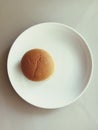 hamburger bread on the disc