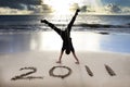Šťastný nový 2011 na pláž z východ slnka 