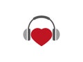 Headphones with heart KopfhÃÂ¶rer und Herz for logo