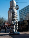 Het mannetje van Hoofdorp standing in the middle of a market at Burgemeester van Stamplein in Hoofdorp