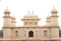 Historic Dargah in Agra : Itimad-ud-daula