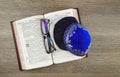 holiday jewish judaism matza kosher pesachah torah