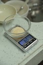 Electronic scale for cooking use