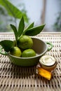 Honey and lemon for soar throat remedy