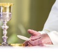 Host that in the hands of the priest, as in the hands of Pope Francis, becomes the body of Christ