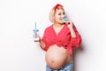 How to eat during pregnancy, adult model eats junk food