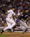 Jeter tags out Piazza