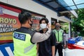 The Indonesian traffic police carry out disciplinary operations on the COVID-19