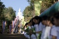   thajsko 28 je z buddhismus dát jídlo nabídky na buddhistické mnich v 