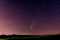 Komet Neowise in Sternennacht himmel mit Heather Land Silhouetten der SchwÃÂ¤bischen Alb, Deutschland, Europa