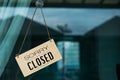 Label `Sorry we are closed please come back again` notice sign wood Royalty Free Stock Photo