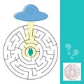 Labyrinth maze game with solution. Help alien to find path to UFO