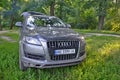 Large SUV Audi Q7.