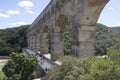 Le Pont du Gard et ses touristes