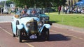 Licorne Oldtimer passing by