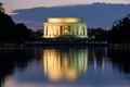 The Lincoln Memorial and the Reflecting Pool in Washington illum Royalty Free Stock Photo