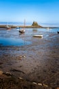 LINDISFARNE CASTLE, HOLY ISLAND/NORTHUMBERLAND - AUGUST 16 : Vie Royalty Free Stock Photo