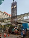 Lowering rebar cage for Dwall