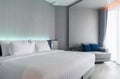 A luxury modern style bedroom : Hotel room Interio Royalty Free Stock Photo