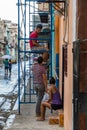 Decorating a house in Havana