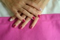 Manicure short red nails