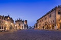 Mantua Square Wide Set