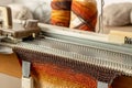 Manual knitting machine