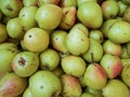 Pear texture: lots of pears collected in a bowl