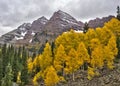 Maroon Bells peaks and fall colors in the Rocky Mountain National Park