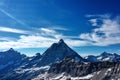 Matterhorn e Dent d`Herens view on mountain in sunny day