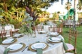 mesa de festa buffet decoraÃÂ§ÃÂ£o de casamento pratos flores arranjos restaurante