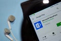 Microsoft SharePoint dev app with magnifying on Smartphone screen