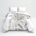 Minimalistic Lily Inspired Comforter With Textural Prints