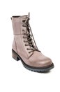 Mountain boot for women made of leather