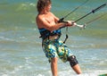 Photo athlete kitesurfing