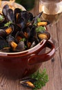 Mussels with wine sauce