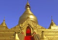 Myanmar, Mandalay: Pagoda