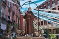 Napoli - Statua di San Pio in Piazzetta San Gennaro
