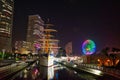 Night view of Yokohama, where there are canals, skyscrapers, Ferris wheels, etc