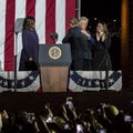 NOVEMBER 7, 2016, INDEPENDENCE HALL, PHIL., PA - Bill and Chelsea Clinton Mezvinsky and First Lady Michelle Obama welcome Preside