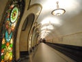 NovoslobÃÂ³dskaya es una estaciÃÂ³n en la LÃÂ­nea Koltsevaya del Metro de MoscÃÂº