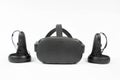 Oculus Quest VR Headset and controllers
