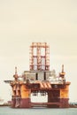 Oil and gas drilling platform