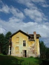 Old house, hunted house