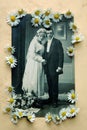 Old wedding photo with daisies