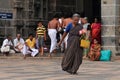 Old woman enter the Nataraja temple