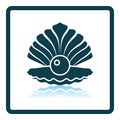 Open Seashell Icon Royalty Free Stock Photo